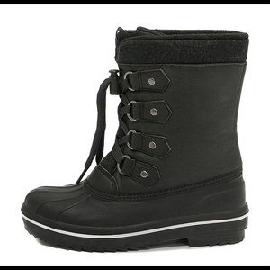 Brand New in box Youth size 3 Winter Boots